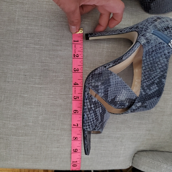 Women high heels shoes - Picture 4 of 7